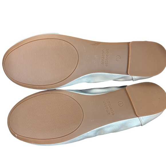 Amazon Essentials Silver Belice Ballet Flats size 9 - Picture 2 of 3